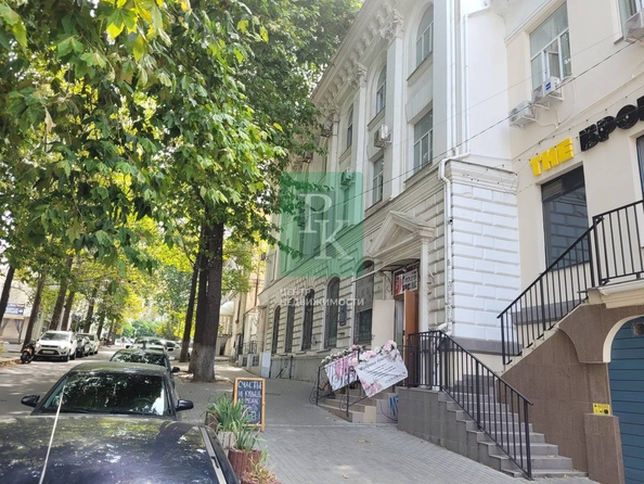 
  Сдается офис 230 м². Фото 2.