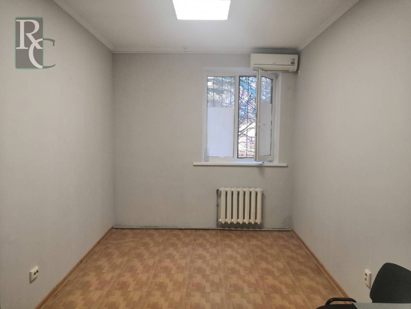 
  Сдается офис 13.7 м². Фото 7.
