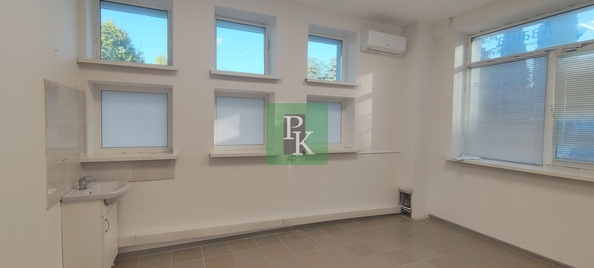 
  Продается универсальное помещение 1637 м². Фото 3.