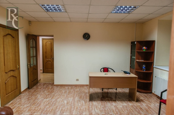 
  Сдается офис 104.3 м². Фото 2.