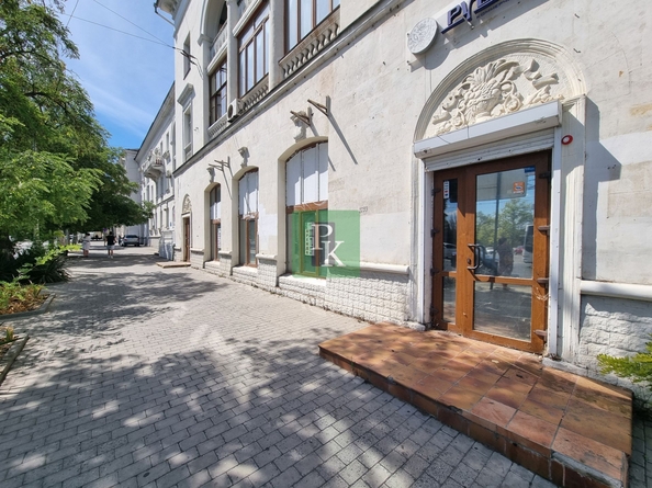 
  Сдается универсальное помещение 152.8 м². Фото 1.