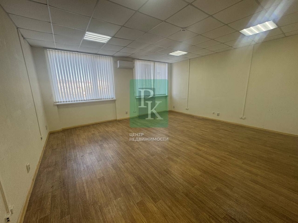 
  Сдается офис 33 м². Фото 5.