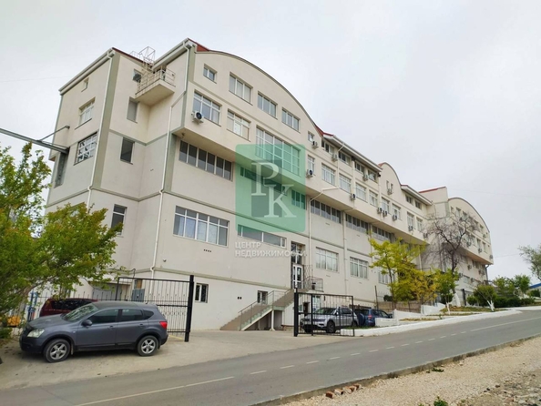 
  Сдается офис 348.67 м². Фото 1.