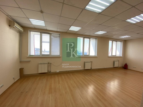 
  Сдается офис 31.5 м². Фото 8.