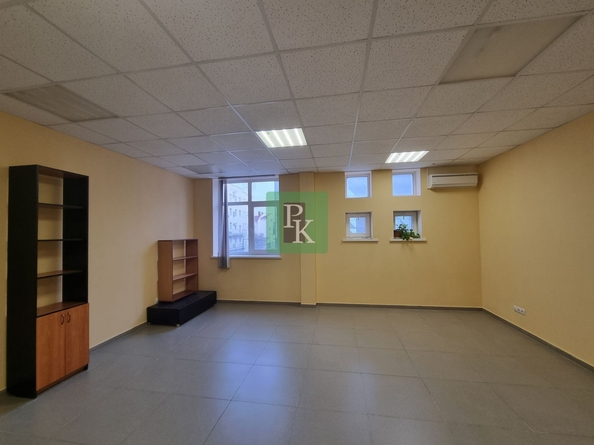 
  Сдается офис 34 м². Фото 4.