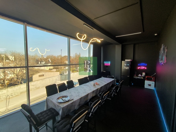 
  Сдается торговая площадь 460 м². Фото 2.
