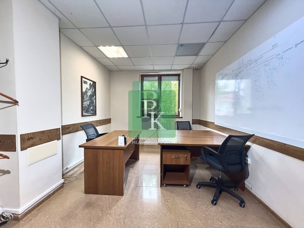 
  Сдается офис 201.5 м². Фото 4.
