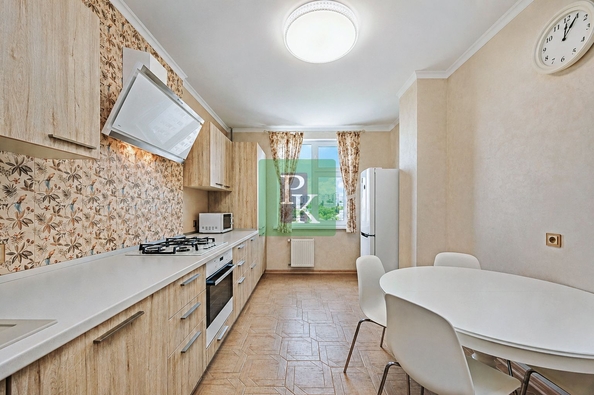 
  Продается 2-комн. квартира 72.6 м². Фото 2.