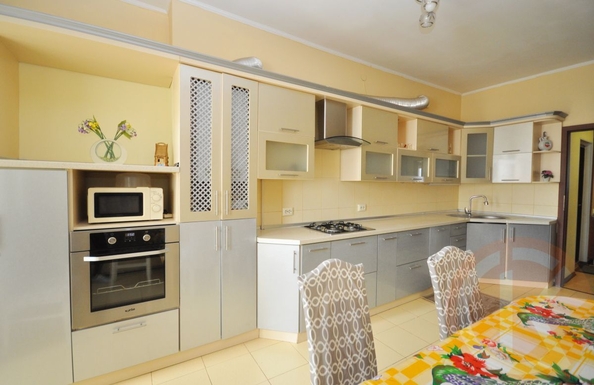 
  Продается 2-комн. квартира 80 м². Фото 4.