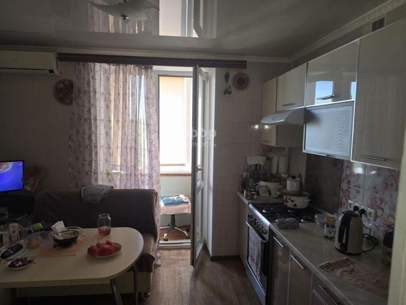 
  Продается 3-комн. квартира 64.4 м². Фото 1.