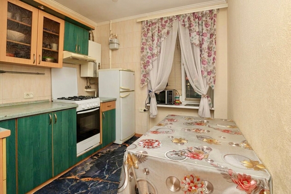 
  Продается 3-комн. квартира 53.5 м². Фото 1.