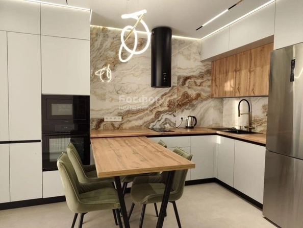 
  Продается 2-комн. квартира 57 м². Фото 2.