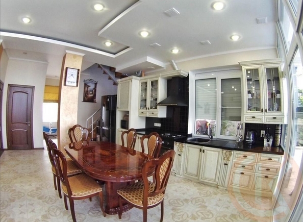 
  Продается дом 219.8 м². Фото 1.