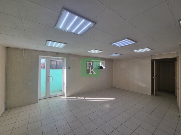 
  Сдается универсальное помещение 43.5 м². Фото 9.