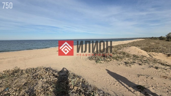 
  Продается земельный участок 300 соток. Фото 1.