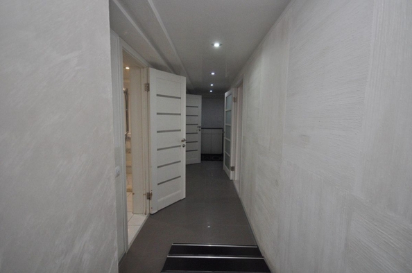 
  Продается 3-комн. квартира 200 м². Фото 21.