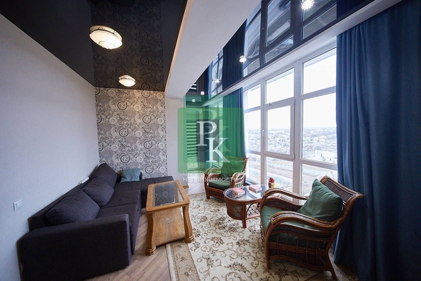 
  Продается 3-комн. квартира 117.4 м². Фото 1.