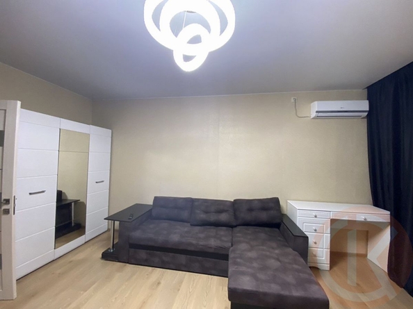 
  Продается 2-комн. квартира 62.8 м². Фото 3.