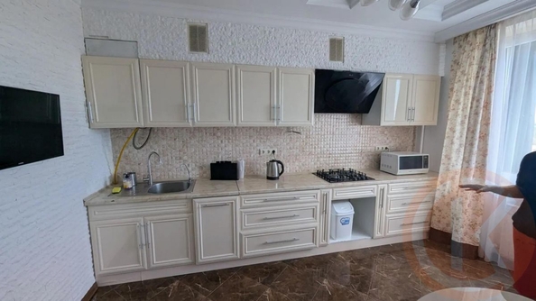
  Продается 3-комн. квартира 126.8 м². Фото 1.