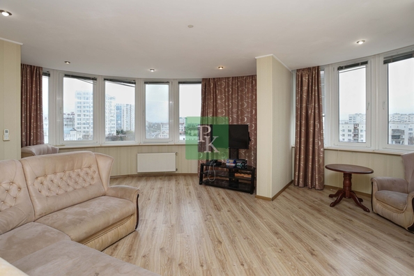 
  Продается 2-комн. квартира 83.6 м². Фото 2.