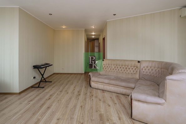 
  Продается 2-комн. квартира 83.6 м². Фото 4.