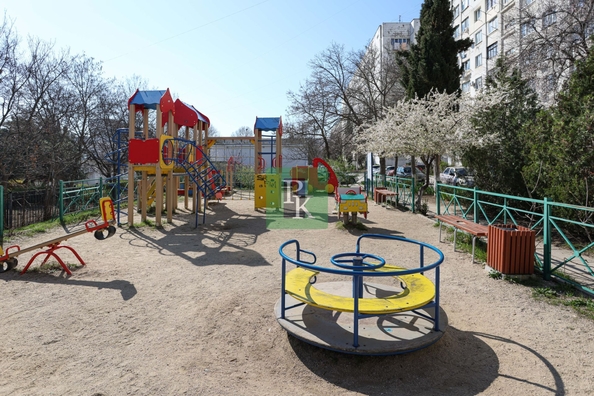 
  Продается 1-комн. квартира 41.7 м². Фото 1.