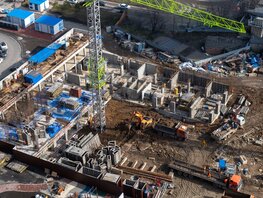 Продается 1-комнатная квартира ЖК Гринсайд, 6.1-6.4, 45.06  м&sup2;, 7680000 рублей