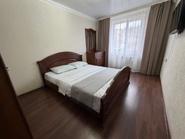 Снять трехкомнатную квартиру Михайлова ул, 62  м&sup2;, 3540 рублей