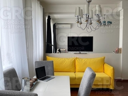 Продается 2-комнатная квартира Клубничная ул, 53 м², 10500000 рублей