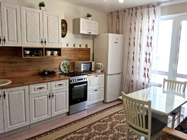 Продается 2-комнатная квартира Адмирала Пустошкина ул, 65 м², 8050000 рублей
