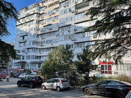 Продается 3-комнатная квартира Туапсинская ул, 57  м², 19000000 рублей