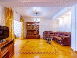 Продается 2-комнатная квартира Туапсинская ул, 85  м&sup2;, 18500000 рублей