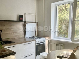 Продается 2-комнатная квартира Новоселов ул, 47  м&sup2;, 16000000 рублей