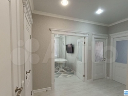 Продается 2-комнатная квартира Героя Георгия Бочарникова ул, 65  м&sup2;, 10000000 рублей
