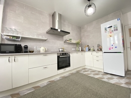 Продается 2-комнатная квартира Командорская ул, 61  м&sup2;, 8700000 рублей