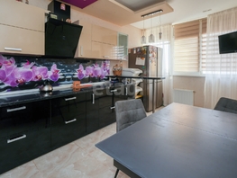 Продается 3-комнатная квартира Бородинская ул, 67.7  м&sup2;, 11450000 рублей