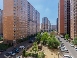 Продается 1-комнатная квартира Героя Георгия Бочарникова ул, 32.9  м&sup2;, 6100000 рублей