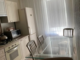 Снять трехкомнатную квартиру Парус мкр, 70  м&sup2;, 7000 рублей