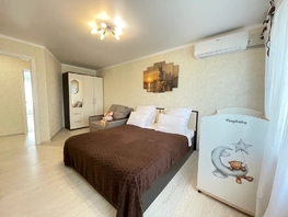 Снять трехкомнатную квартиру Ставропольская ул, 60  м&sup2;, 4990 рублей
