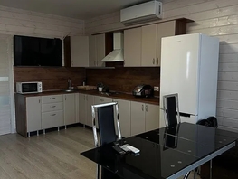 Снять трехкомнатную квартиру Курортная ул, 50  м&sup2;, 8500 рублей