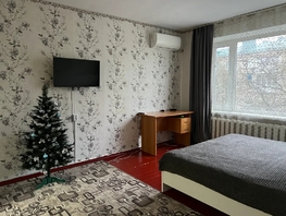 Снять двухкомнатную квартиру Аэрофлотская ул, 51  м&sup2;, 2700 рублей