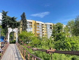 Снять трехкомнатную квартиру Ленинградская ул, 80  м&sup2;, 8125 рублей