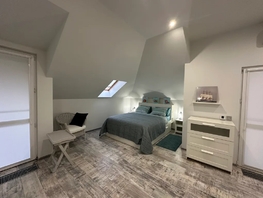 Снять трехкомнатную квартиру Цветочная ул, 85  м&sup2;, 12500 рублей