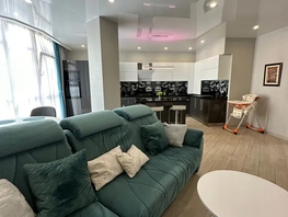 Снять трехкомнатную квартиру Тюльпанов ул, 140  м&sup2;, 9984 рублей
