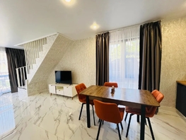 Снять трехкомнатную квартиру Львовская ул, 66  м&sup2;, 10630 рублей