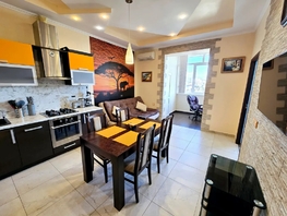 Снять двухкомнатную квартиру Клубничная ул, 90  м&sup2;, 6400 рублей