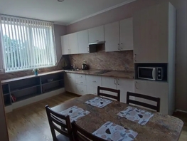 Снять трехкомнатную квартиру Школьная ул, 109  м&sup2;, 4500 рублей