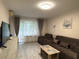 Снять однокомнатную квартиру Олега Кошевого ул, 30  м&sup2;, 6700 рублей