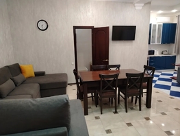 Снять трехкомнатную квартиру Халтурина ул, 70  м&sup2;, 9840 рублей