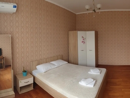 Снять четырехкомнатную квартиру Вишневый пер, 130  м&sup2;, 7000 рублей